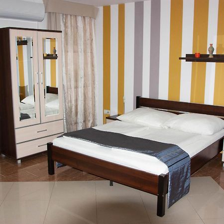 Aquarius Vendeghaz Hotel Szeged Luaran gambar