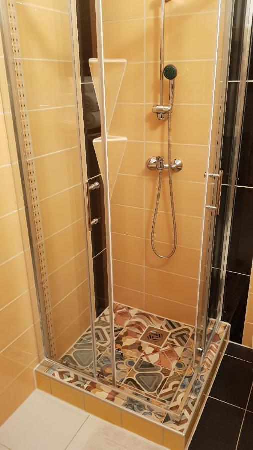 Aquarius Vendeghaz Hotel Szeged Luaran gambar