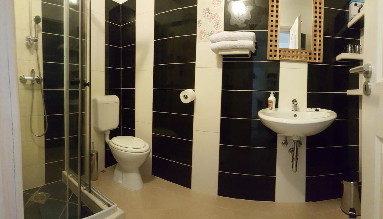 Aquarius Vendeghaz Hotel Szeged Luaran gambar